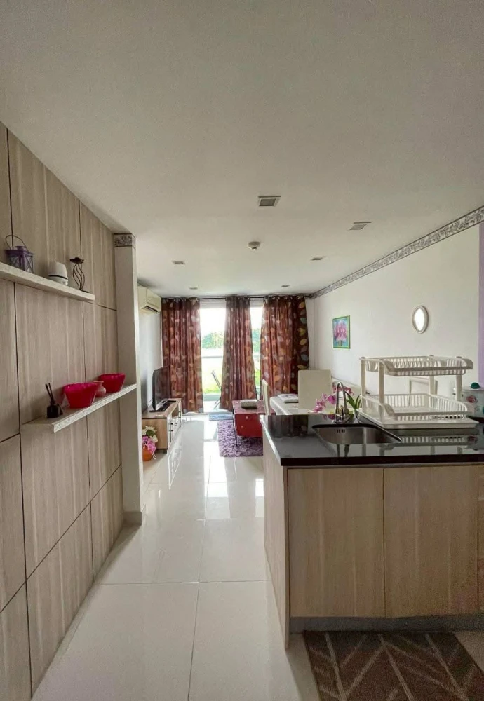 Club Royal Wongamat for sale, 1 bedroom, 1 bathroom, comes with full facilities. Good like this, hurry and reserve now.