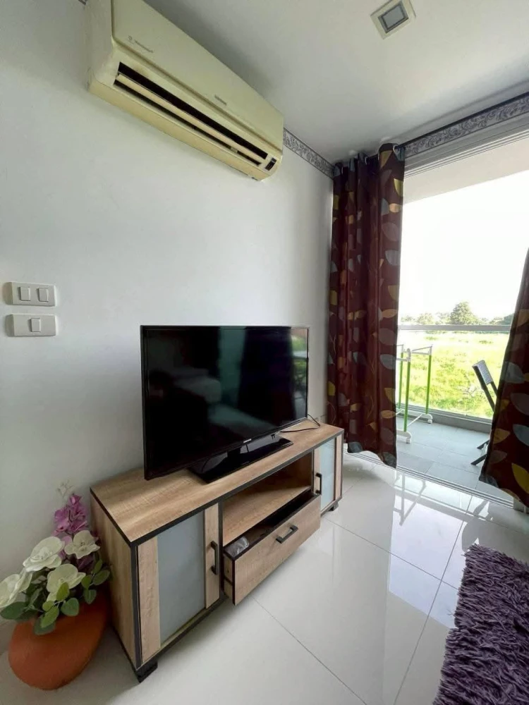 Club Royal Wongamat for sale, 1 bedroom, 1 bathroom, comes with full facilities. Good like this, hurry and reserve now.