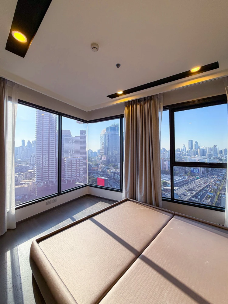 ขาย Coco Parc พระราม 4 ชั้น 22 (ชั้นสูงสุดของห้อง 2ห้องนอน วิวดีสุด วิวสวนเบญฯ + One Bangkok) ห้ามพลาด