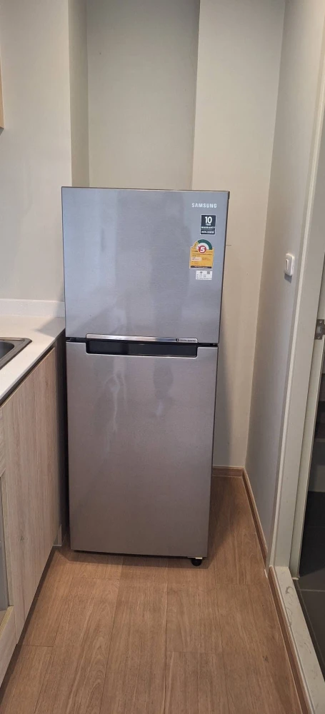 Selling a fully furnished Common TU unit on the 29th floor. Book now! Limited availability.