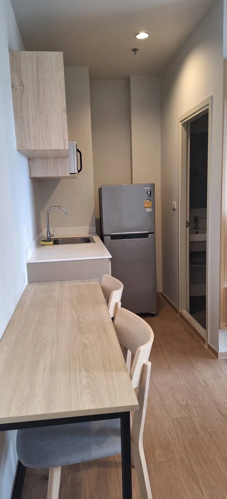 Selling a fully furnished Common TU unit on the 29th floor. Book now! Limited availability.