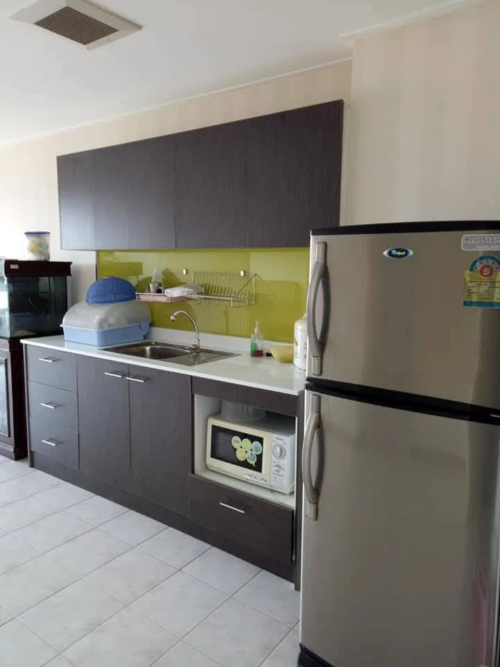 Commonwealth Pinklao for sale, spacious room, lots of usable space, good location, beautiful view, airy, good like this, hurry and reserve now.