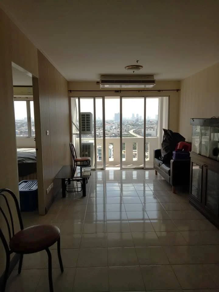 Commonwealth Pinklao for sale, spacious room, lots of usable space, good location, beautiful view, airy, good like this, hurry and reserve now.