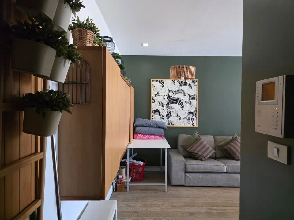 Selling Commune 80 corner units offering privacy, beautifully decorated in Muji style, fully furnished. Don't miss out!
