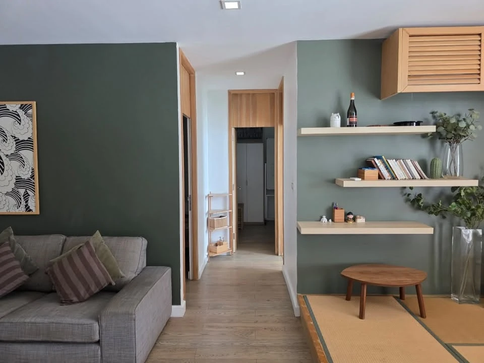 Selling Commune 80 corner units offering privacy, beautifully decorated in Muji style, fully furnished. Don't miss out!