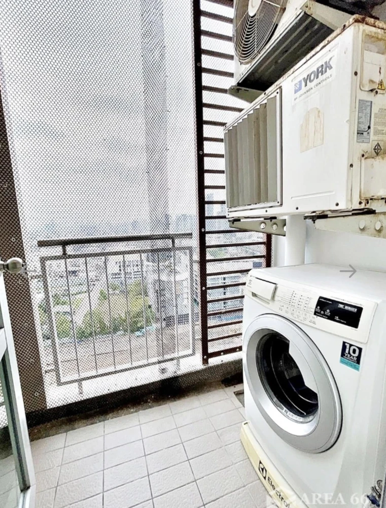 Condo for sale Centric Secne sukumvit 64, spacious room, comfortable, fully furnished, complete facilities, good like this, don't miss out, reserve no
