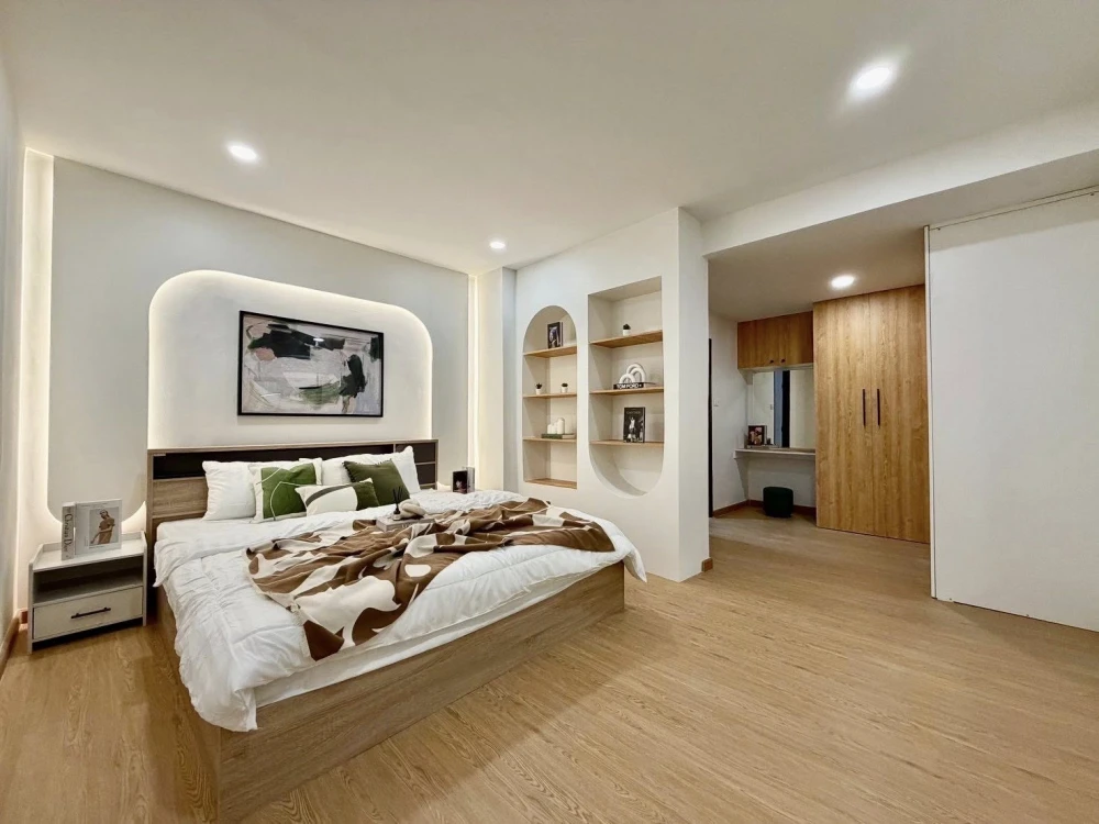 Selling Century Park Condominium. Ready to move in unit. Fully furnished with appliances. Book now! Don't miss out! +++
