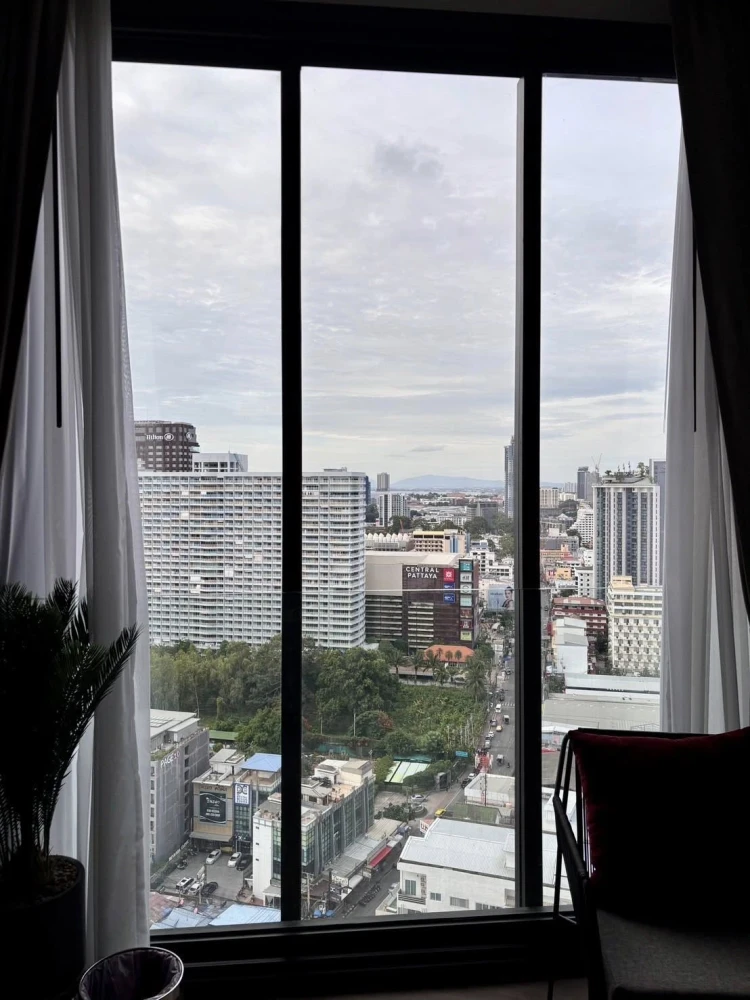 Condo for sale: EDGE Central - Pattaya, 26th floor, sea view, fireworks view, great price, come and own it today, don't delay!