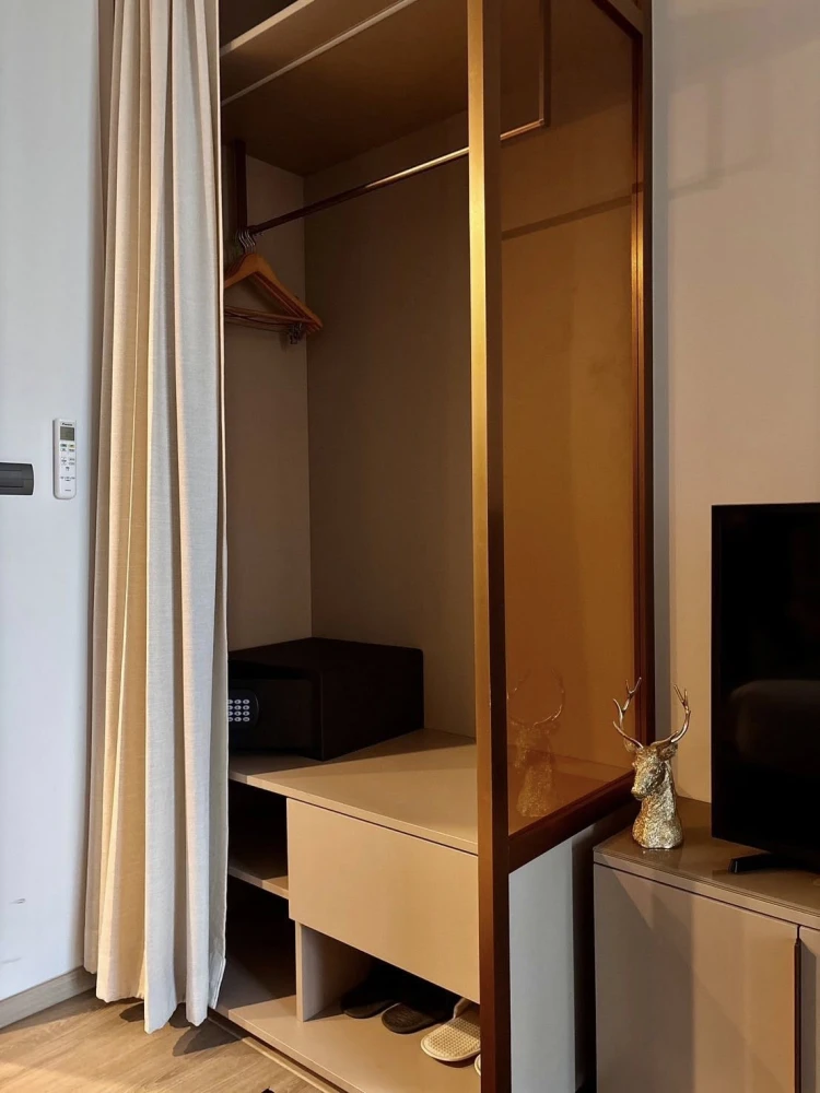 Condo for sale: EDGE Central - Pattaya, 26th floor, sea view, fireworks view, great price, come and own it today, don't delay!