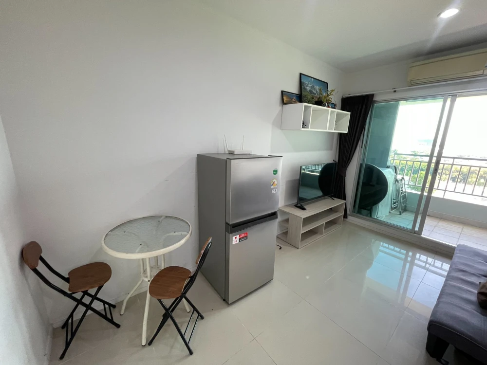 Condo for sale: Lumpini Parkbeach Jomtien, corner unit, high floor, good ventilation, sea view. Book now before it's too late!