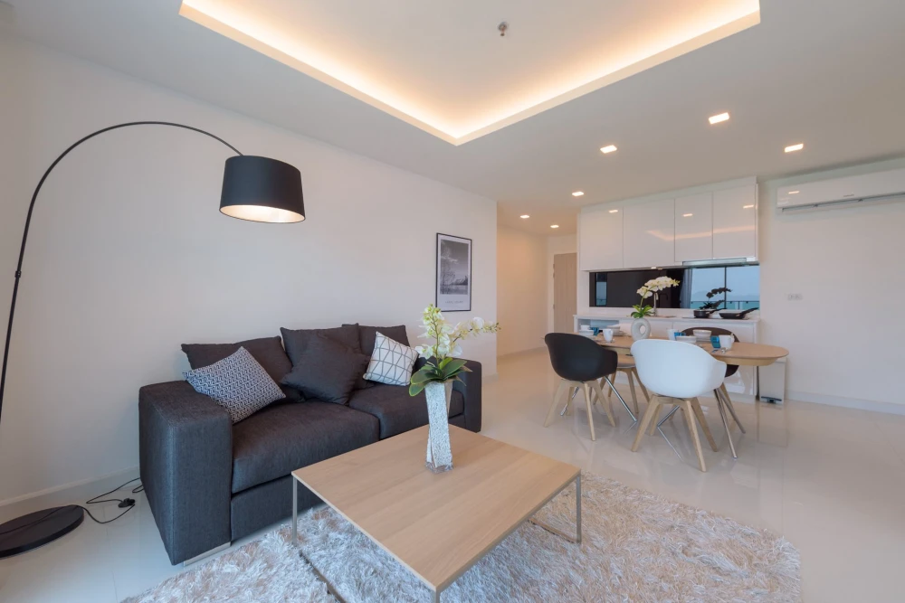 Condo One Tower Pratumnak for sale. High floor, sea view, fully furnished. Book now!