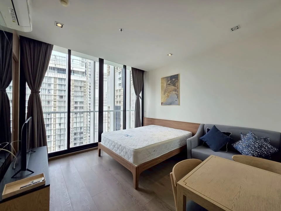 Condo Park 24 Origin Phrom Phong for sale, ready to move in, fully furnished, just bring your bags!!!!