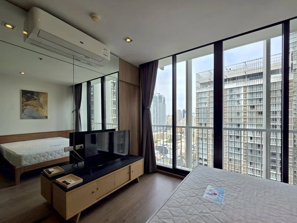 Condo Park 24 Origin Phrom Phong for sale, ready to move in, fully furnished, just bring your bags!!!!