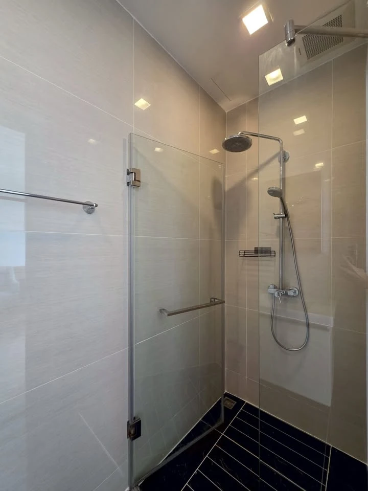 Condo Park 24 Origin Phrom Phong for sale, ready to move in, fully furnished, just bring your bags!!!!