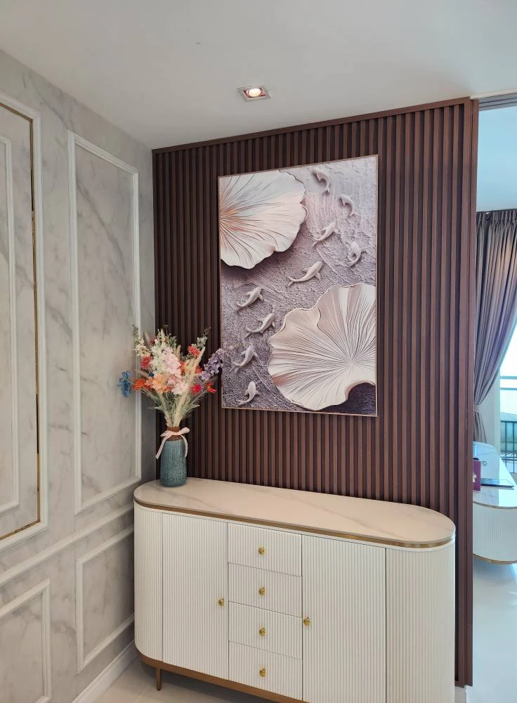 For sale Condo Reflection Jomtien Beach Pattaya, beautifully decorated room, amazing built-in, lots of usable space, sea view, don't miss it.