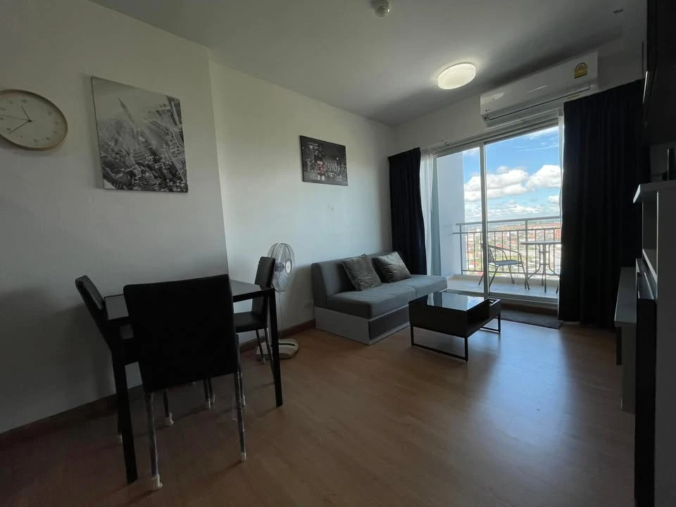 Condo for sale Supalai Mare Pattaya, ready to move in, fully furnished, spacious and comfortable, reserve now!