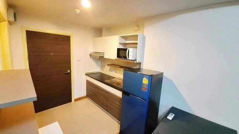 Condo for sale Supalai Mare Pattaya, ready to move in, fully furnished, spacious and comfortable, just bring your bags!!