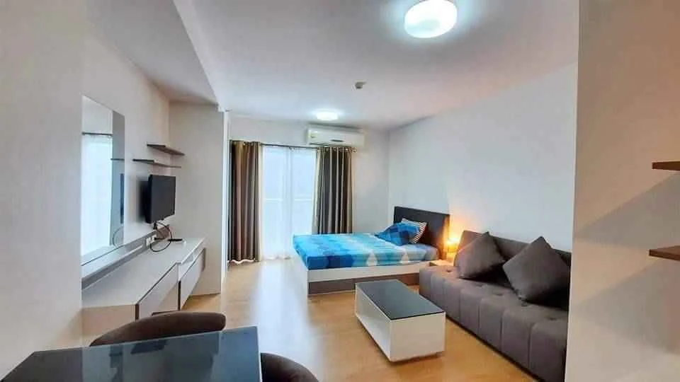 Condo for sale Supalai Mare Pattaya, ready to move in, fully furnished, spacious and comfortable, just bring your bags!!