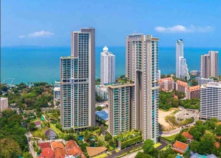 Condo for sale: The Riviera Wong Amat Beach, a nice room, high floor, sea view. Don't miss out on this great deal!!!