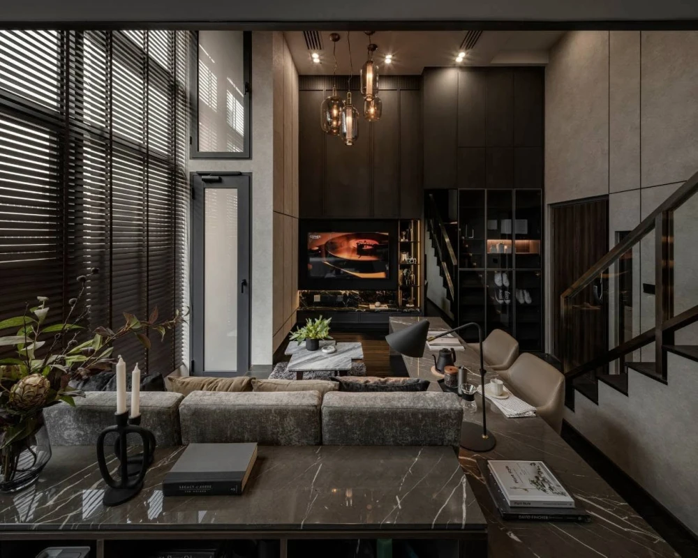 For sale: Conner Ratchathewi – a luxury high-ceiling condo. This loft-style unit offers an airy, open feel, providing the comfort of a private home. S