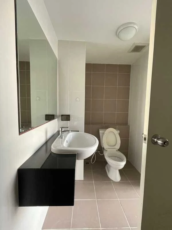 For sale: Cool Rama 7, 3rd floor, nice room, fully furnished, reserve now, don't wait.