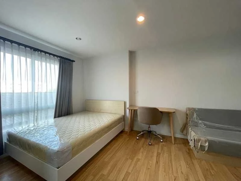For sale: Cool Rama 7, 3rd floor, nice room, fully furnished, reserve now, don't wait.