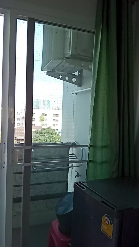 Cool Rama 7 condo for sale. Spacious and comfortable, fully furnished, low floor. Book now!