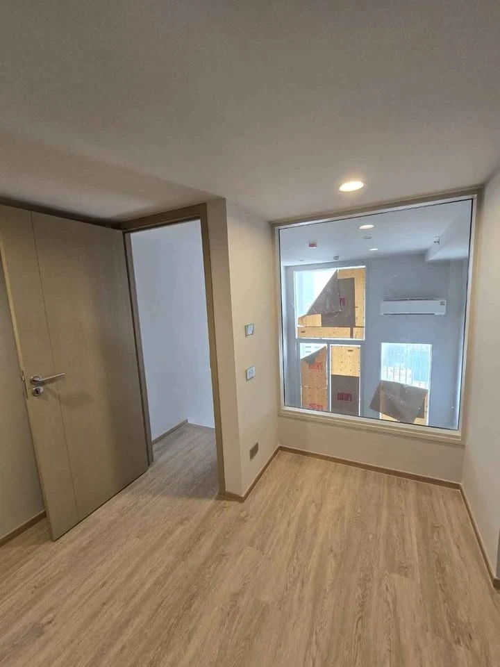 Selling Culture Chula condos: high ceilings, spacious and airy, in a prime location with convenient transportation and beautiful views. Book now!