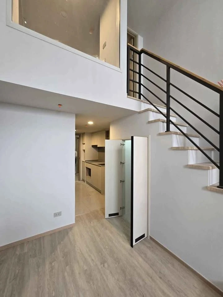 Selling Culture Chula condos: high ceilings, spacious and airy, in a prime location with convenient transportation and beautiful views. Book now!