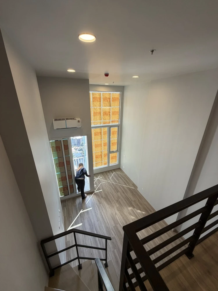Selling a high-floor unit at Culture Thonglor. Nice and breezy. Book now! You'll regret missing out!+++
