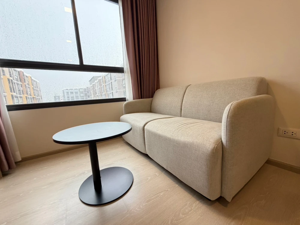 Selling a fully furnished d condo Air Ladkrabang unit on the 6th floor. Book now!
