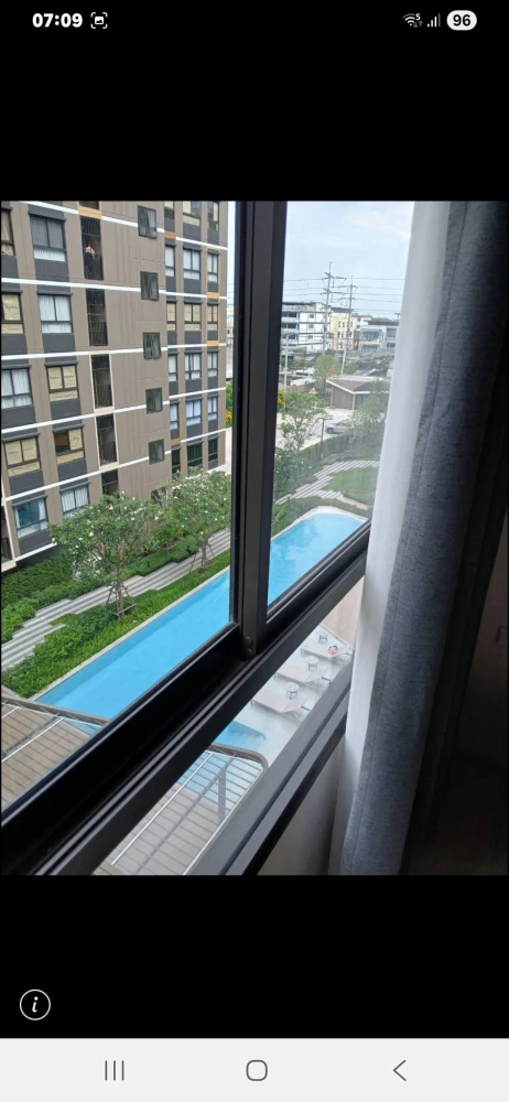 D Condo Air Lat Krabang for sale, pool view room, 5th floor, good location, not hot, hurry and reserve now!
