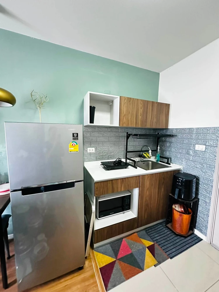 Selling D Condo Bliss Sriracha, 1 bedroom, 1 bathroom, fully furnished, in a prime location. Don't miss out!
