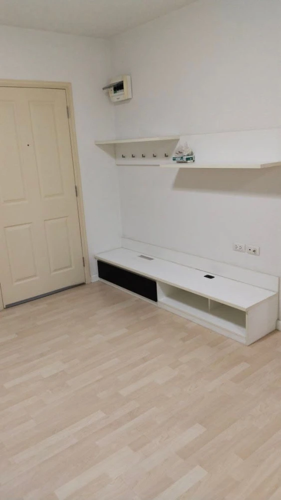 Selling D Condo Ramkhamhaeng 64 in a prime location with complete amenities. Book now!