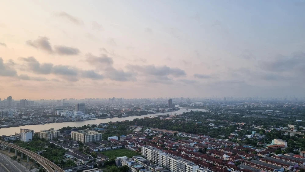 For sale: Dcon prime Ratchaphruek, 2.60 meter high ceiling, room on the 26th floor, very high, view of the Chao Phraya River, hurry and book now.