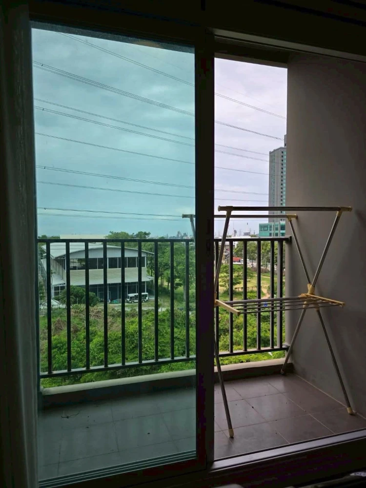 For sale: DCondo Bliss Sriracha, ready to move in, fully furnished, just bring your bag!!