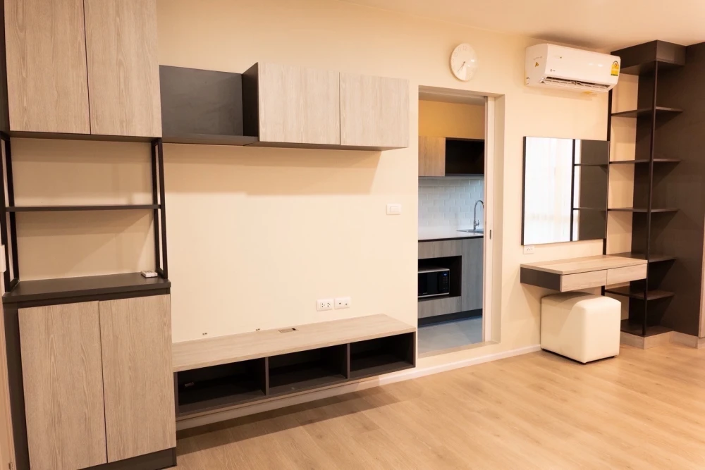 Selling a fully furnished dcondo Campus Dome Rangsit unit on the 5th floor. Ready to move in! Book now!