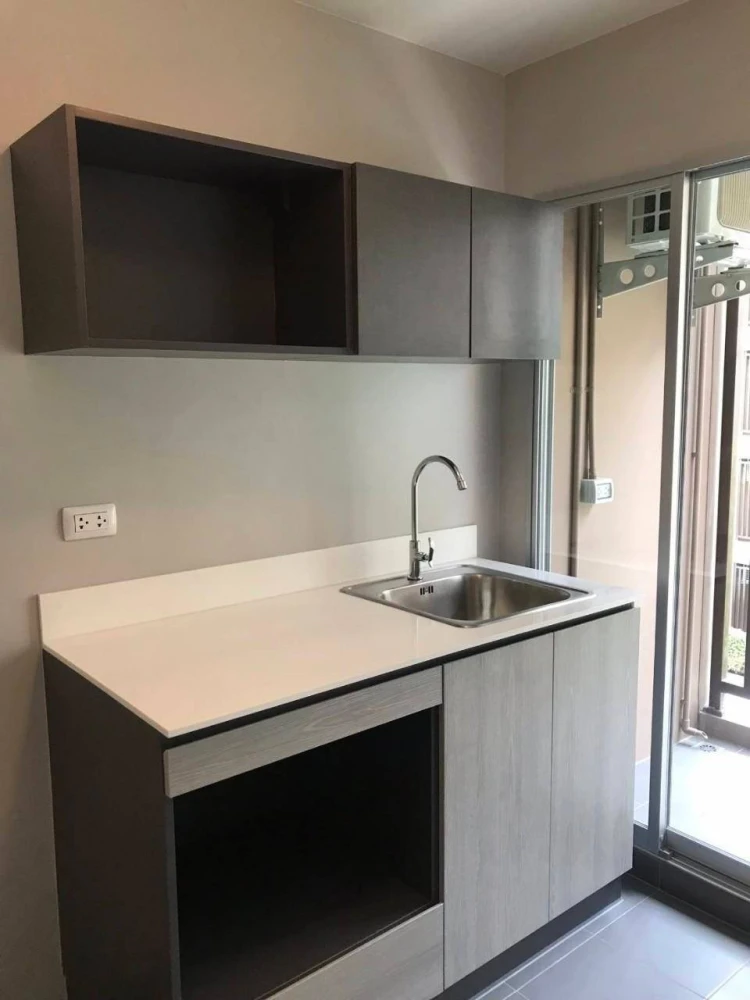 Selling Dcondo Campus Kampangsaen, 6th floor unit, fully furnished. What are you waiting for?