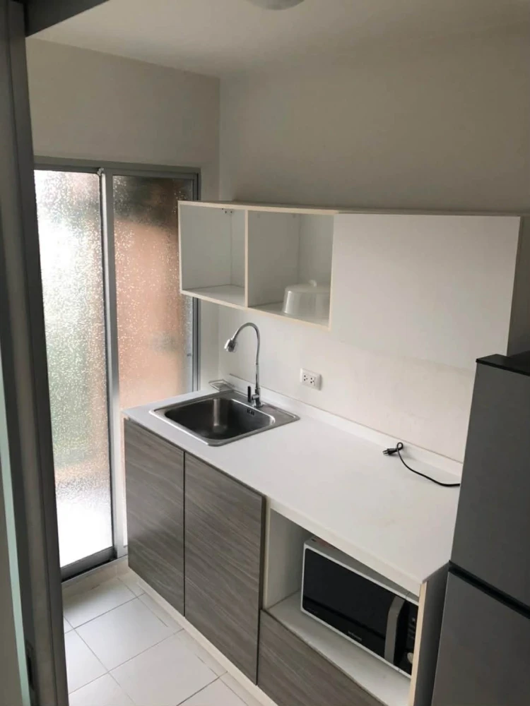 Selling Dcondo Campus Rangsit Phase 1. Well-partitioned rooms at an amazing price. Own it today! Don't miss out!