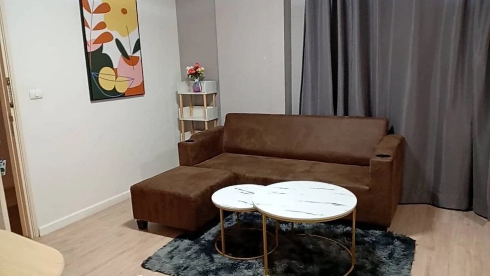 For sale: dcondo Campus Resort Rangsit 2, corner room, swimming pool view, fully furnished, nice to live in, reserve now.
