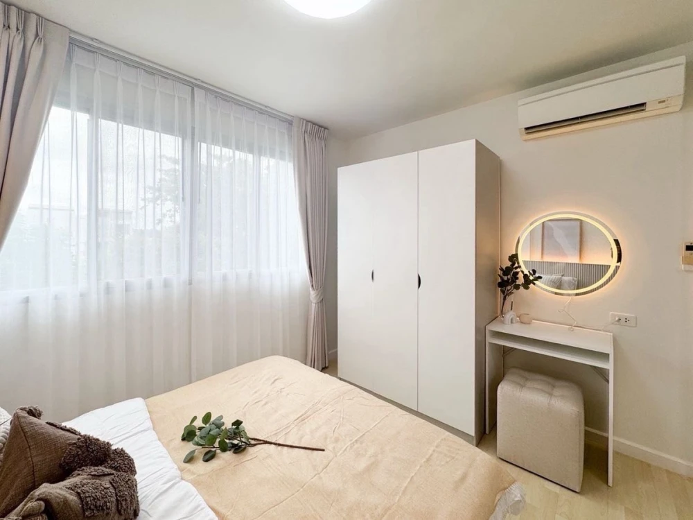 Dcondo Charan-Bangkhunnon for sale, a lovely room, beautifully decorated in a cool tone, comes with complete furniture, don't miss it.