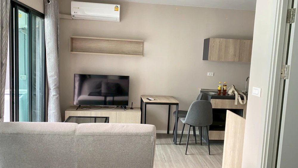 Selling dcondo Hideaway Rangsit, 5th floor, fully furnished and ready to move in. Book now! Don't miss out!
