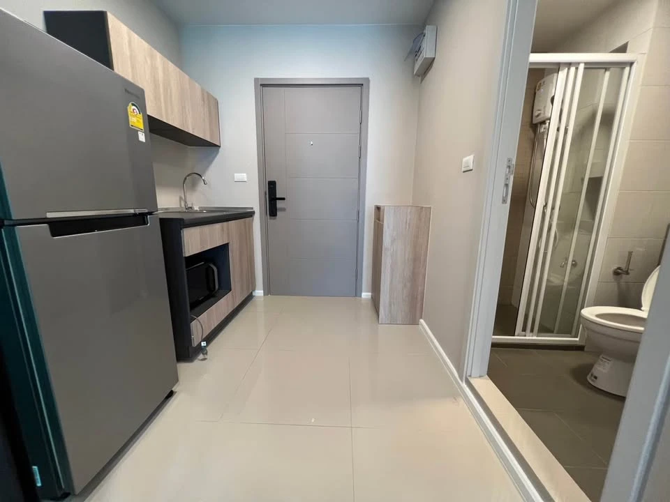 Dcondo Hideaway Rangsit for sale, 1st floor room, decorated with built-in furniture, very neat, very clean, reserve now.