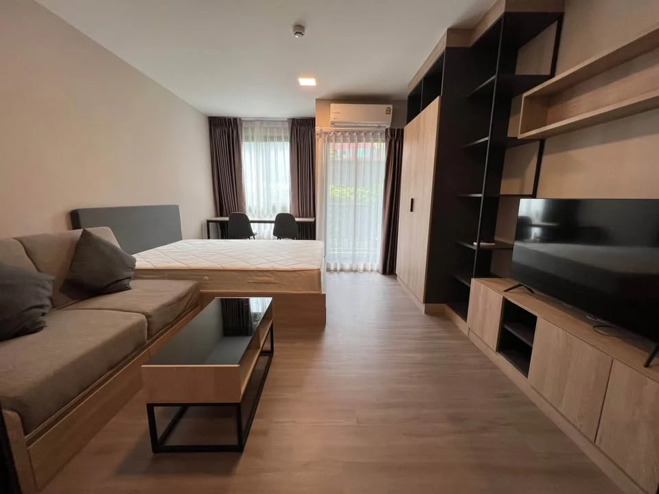 Dcondo Hideaway Rangsit for sale, 1st floor room, decorated with built-in furniture, very neat, very clean, reserve now.