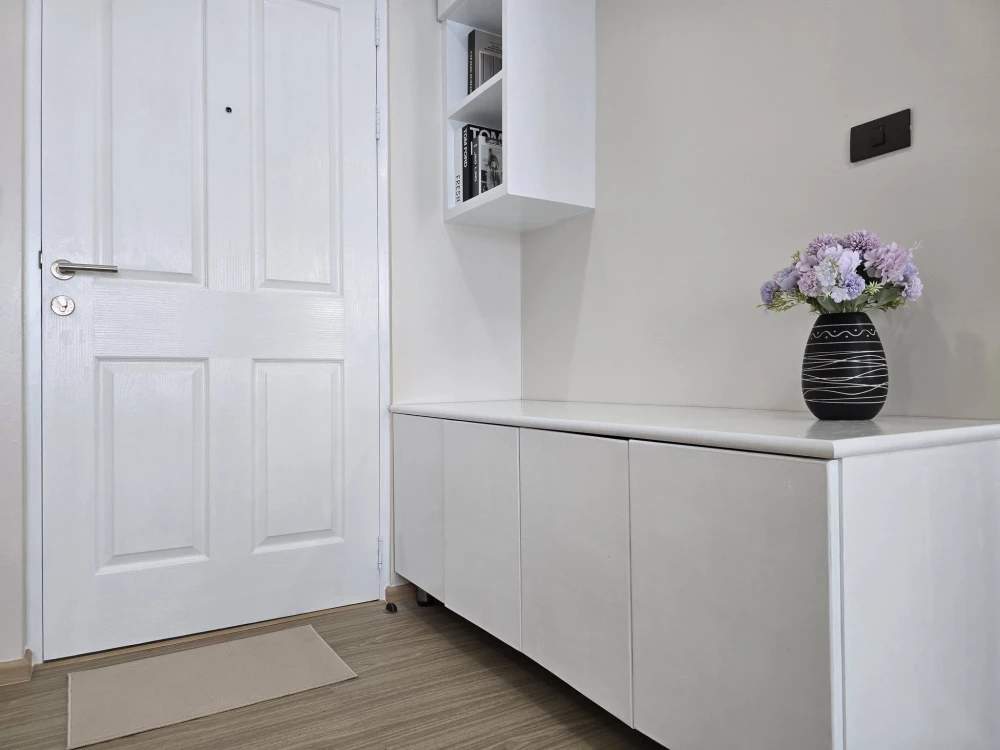 For sale: Unit at DCondo Rattanathibet, 7th floor. Beautiful unit, fully furnished—book now!