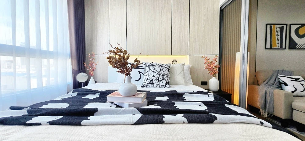 For sale: Unit at DCondo Rattanathibet, 7th floor. Beautiful unit, fully furnished—book now!
