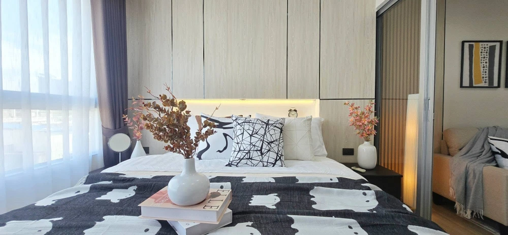 For sale: Unit at DCondo Rattanathibet, 7th floor. Beautiful unit, fully furnished—book now!