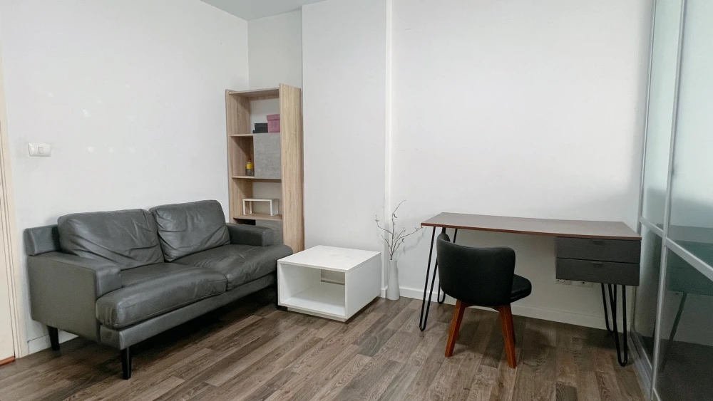 Selling Dcondo Sukhumvit 109, ready to move in, fully furnished. Just bring your personal belongings and you can occupy the unit!