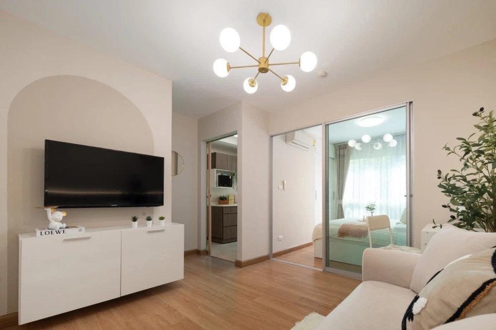 For sale: Den Vibhavadi, north-facing balcony, cool and comfortable, not hot, fully furnished, extremely beautiful, don't miss out!