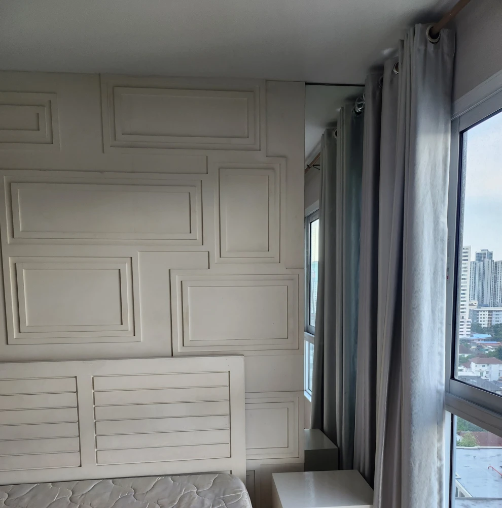 Diamond Ratcha for sale, spacious room, 15th floor, high view, comes with a special price, hurry up and reserve it, don't miss out.
